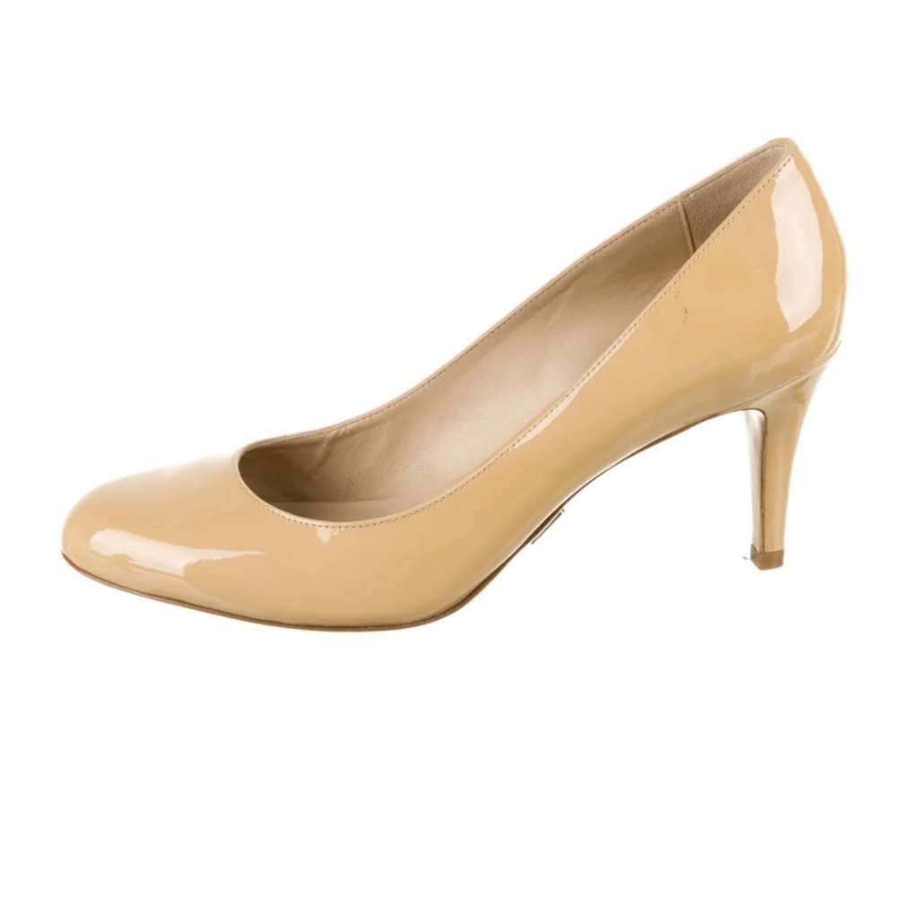 Micheal Kors tan patent pump